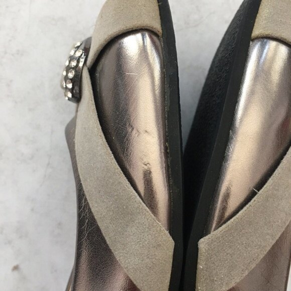 Elegant Metallic Velvet Heart Buckle Flats Shoes - Picture 9 of 16